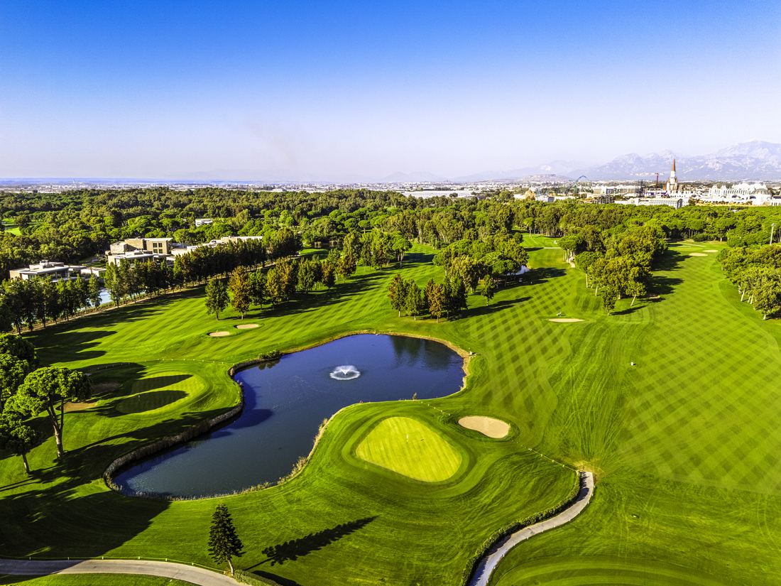 Golfplatz im Kaan Palazzo Golf Resort, Belek, Türkei
